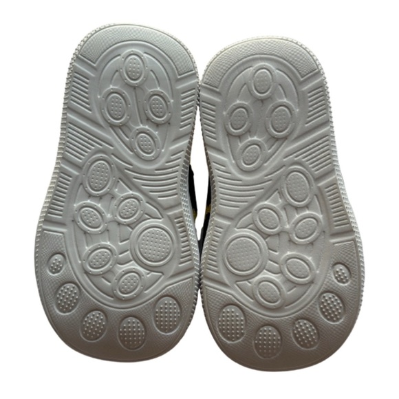 Toddler Tiger Slip-On Shoes - Picture 6 of 6